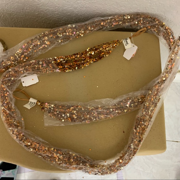 NWT Katherine's Collection Glitter Tassels Set of 4 Tree Ornaments. - Picture 4 of 5